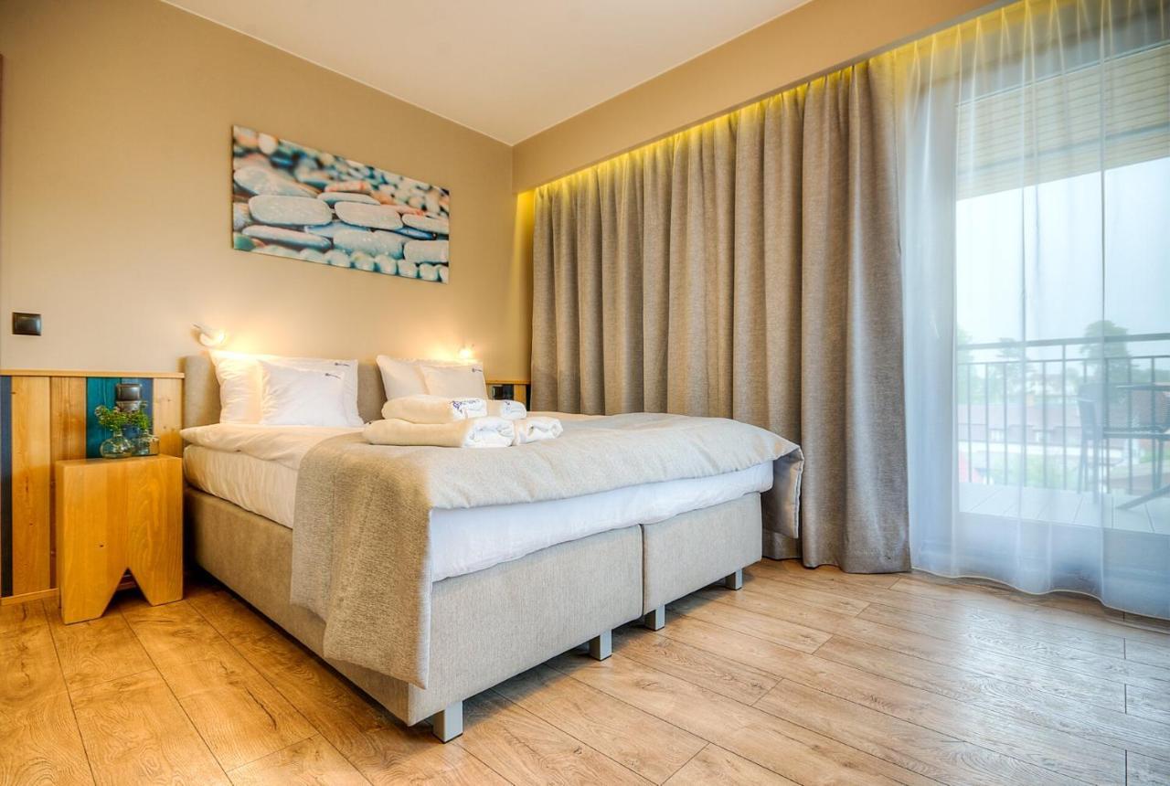 Apartamenty Bursztynowa17 Niechorze Exteriör bild